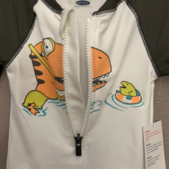 Old Navy Zip-Front Rashguard One-Piece Swimsuit for Baby - Picture 3 of 11